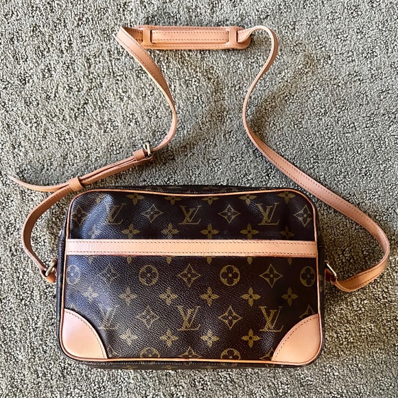 LOUIS VUITTON TRACADERO MONGORAM BAG M51274 - Picture 1 of 16